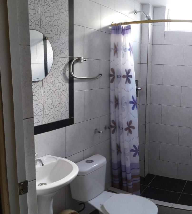 Hostal Bryana Inn Banos Ngoại thất bức ảnh
